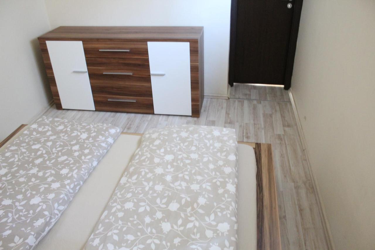 Medlin Apartman Apartment Siofok Exterior photo